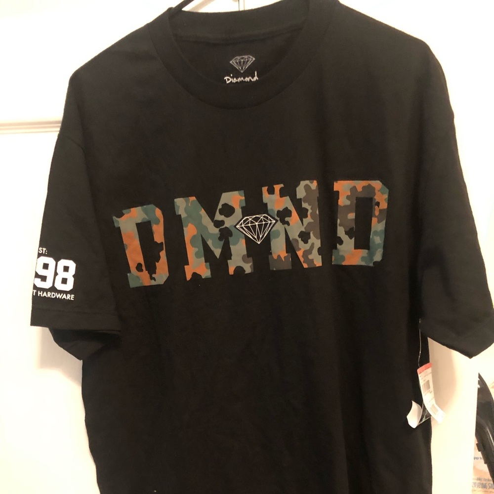 Men’s Diamond Supply Camo Shirt Large